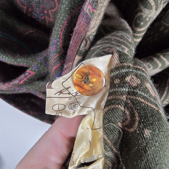 Rare 80's Aigner Paisley Horseback Print Blouse Size 6 - Picture 8 of 10